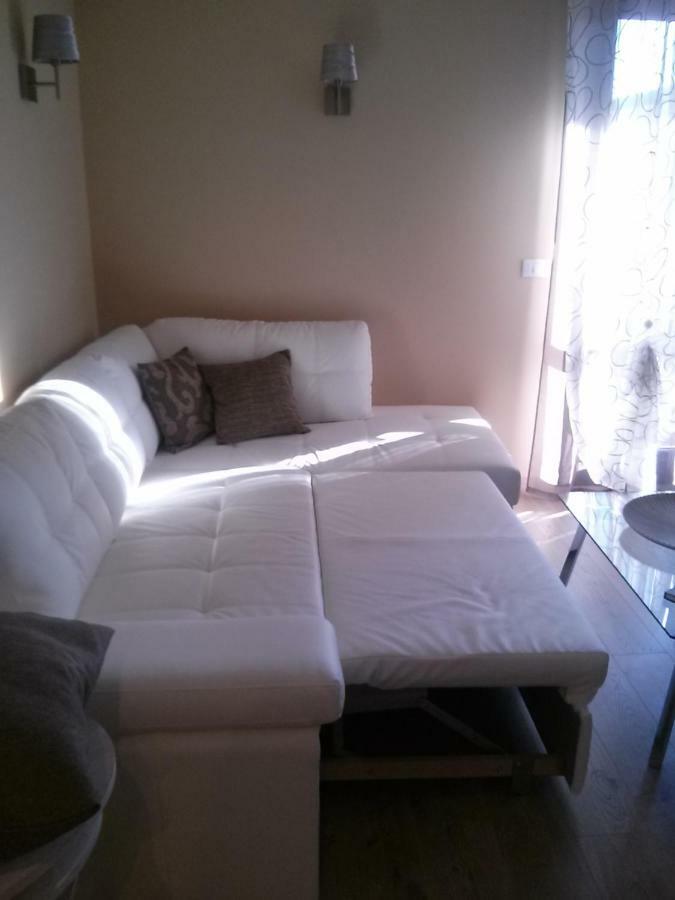 New Apartment Private Parking Бардолино Экстерьер фото